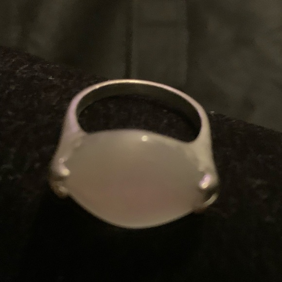 Ring - Picture 3 of 4